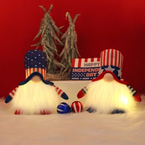 Bambola di Peluche Gnomo del Giorno dell'Indipendenza Americana Luminosa LED Patriottica Bandiera Americana Gnomo Senza Volto