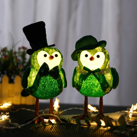 St. Patrick's Day Glowing Green Bird Figurine Shamrock Clover Pattern LED Light Up Plush Bird Desktop Decoration Ornament