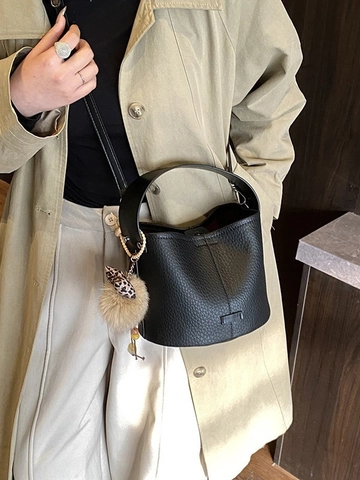 Women's Retro Pebbled PU Leather Bucket Bag With Inner Bag Leopard Fur Ball Pendant Trendy Crossbody Bag For Daily Use