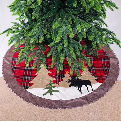 Classic Red Black Buffalo Plaid Christmas Tree Skirt With Reindeer Pine Tree Applique Pattern For Holiday Home Decor