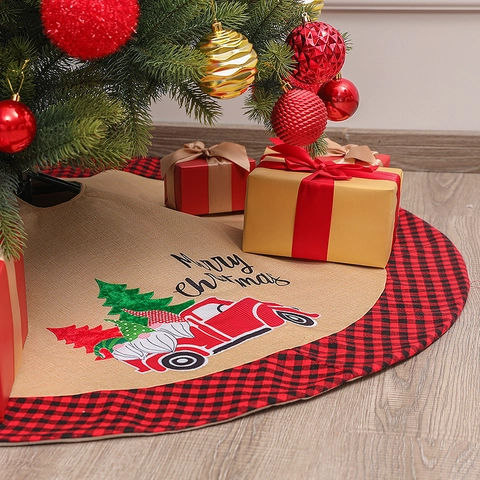 Roter LKW Weihnachtsbaumrock Mit Buffalo Karomuster Saum Kunstleinen Runde Bodenmatte Für Weihnachten Haus Dekoration