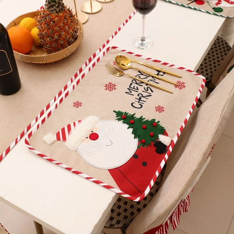 Sets de Table de Noël Brodés en Tissu de Lin Père Noël Bonhomme de Neige Décoration de Table pour Maison Hôtel Salle à Manger Ornement Festif