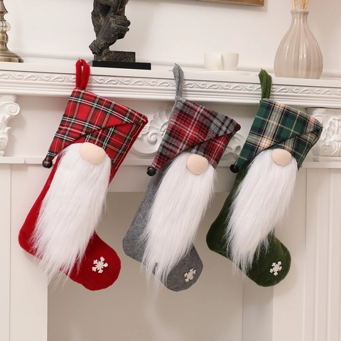 Calza di Natale Gnomo Con Cappello a Quadri E Ricamo Fiocco di Neve Barba Bianca Bambola Senza Volto Sacchetto Caramelle Per Camino