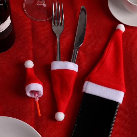 Mini Bonnet de Père Noël Porte-couverts Décoration de Noël en Tissu Brossé pour Vaisselle Bouteilles Bonbons Maison Fête