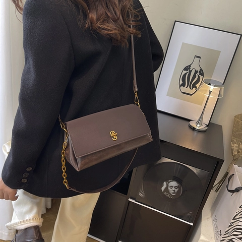 Vintage PU Leather Saddle Crossbody Bag For Women Fashion Solid Color Shoulder Messenger Bag With Metal Lock Chain Strap
