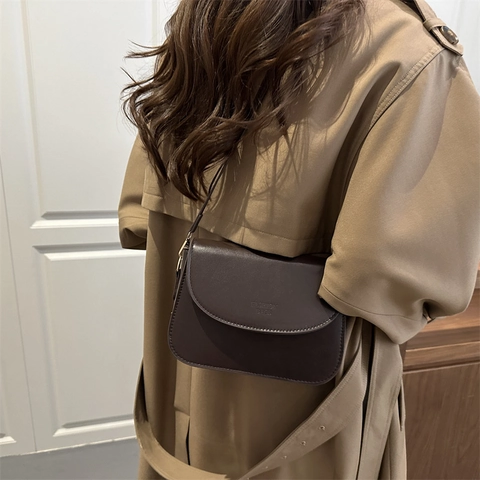 Vintage Minimalist PU Leather Crossbody Bag For Women Fashion Letter Embossed Flap Shoulder Bag Small Square Saddle Bag Daily Satchel