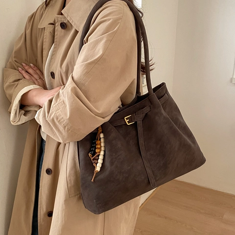 Borsa Tote Retro in Pelle PU per Donna Grande Capacità Borsa a Tracolla Minimalista Con Ciondolo di Perline Vintage Ufficio