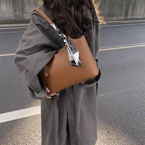 Large Capacity Retro PU Leather Tote Bag For Women Minimalist Shoulder Bag With Decorative Scarf Fashion Solid Color Handbag