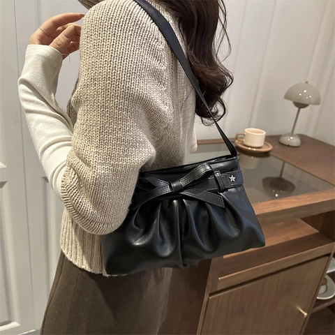Borsa a Spalla Vintage Plissettata con Fiocco per Donna Borsa Sottoascellare in Pelle PU con Borchia a Stella per Uso Quotidiano