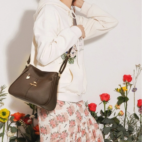 Grote Capaciteit PU Lederen Tote Bag Voor Vrouwen Mode Crossbody Schoudertas Met Gouden Kangoeroe Logo Handtas