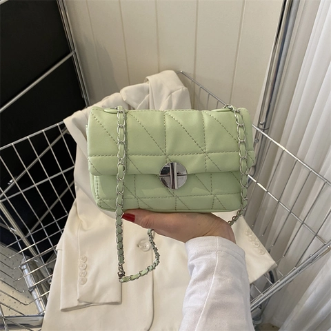 Sac à Épaule Matelassé pour Femmes Sac Bandoulière en Cuir PU Petit Sac Carré Avec Chaîne Rétro Navetteur Sac Sous le Bras Mode