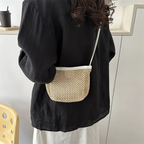 Sac Seau en Paille Tissé d'été Femmes Mode Minimaliste Sac à Bandoulière Vacances Quotidien Petit Sac à Main Tissé à la Main Avec Boucle Magnétique