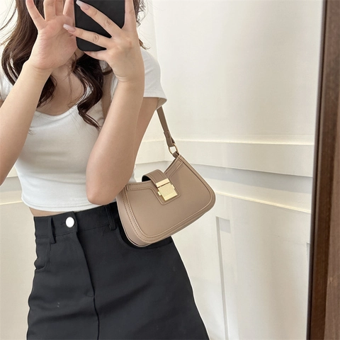 Vintage Casual PU Leather Underarm Bag For Women Fashion Small Square Shoulder Bag With Gold Metal Buckle Handbag