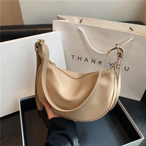Bolso de Hombro de Media Luna de Cuero PU Retro para Mujer Bolso Minimalista para Axila Bolso Bandolera Informal Color Sólido Bolso Hobo