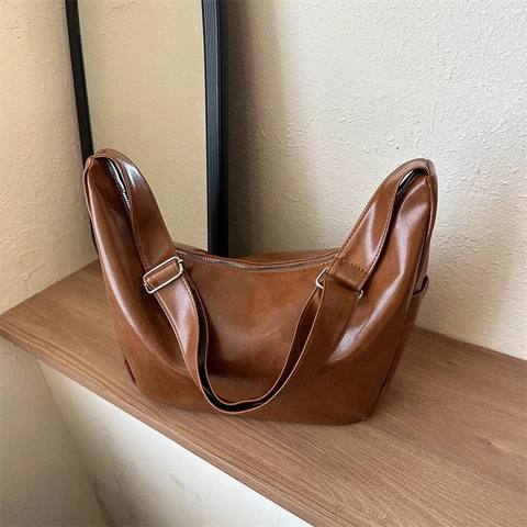 Borsa a Spalla da Donna in Pelle PU di Grande Capacità Borsa Hobo Minimalista Vintage Borsa Sottobraccio Retrò per Pendolarismo Quotidiano Borsa alla Moda