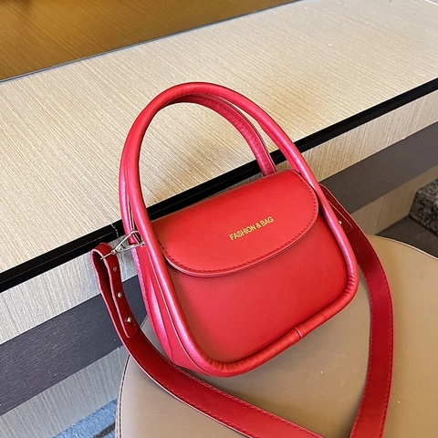 Bolso de Hombro Cuadrado Pequeño de Cuero PU Vintage para Mujer Bolso Bandolera Retro de Color Sólido Con Cierre Magnético Bolso de Mano