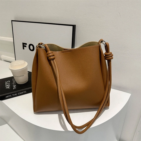Women Large Capacity PU Leather Bucket Shoulder Bag Vintage Minimalist Knot Strap Commute Tote Handbag Fashion Daily Bag