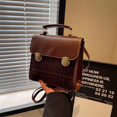 Women British Retro Plaid Splicing Shoulder Bag PU Leather Fashion Large Capacity Small Square Bag Elegant Commuter Handbag
