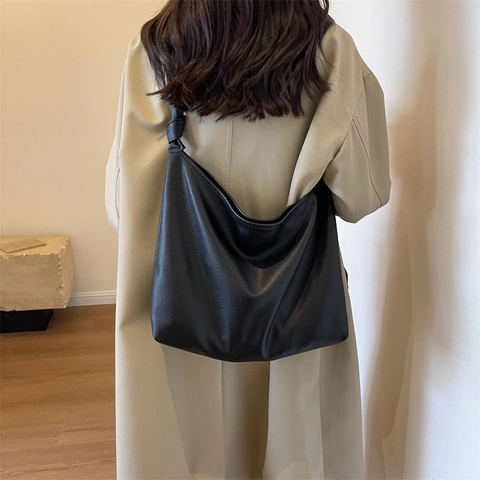 Bolso Tote de Cuero PU para Mujer Gran Capacidad Patrón de Lichi Bolso de Hombro Color Sólido Detalle de Nudo Trabajo