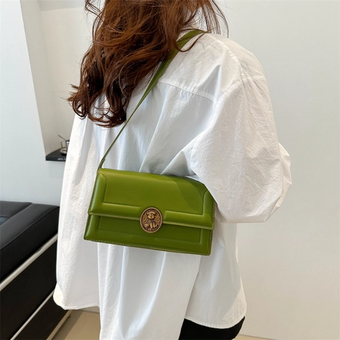Borsa a Tracolla da Donna in Pelle PU Moda Fibbia a Rilievo Orso Retrò Borsa Quadrata Linea di Cucitura Catena Crossbody Pendolare