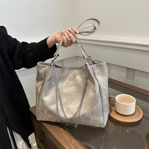 Damen Große Kapazität Tote Bag Retro Minimalistische PU Leder Umhängetasche Mit Metallkette Perlen Dekor Trendy Casual Handtasche