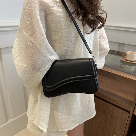 Borsa a Spalla da Donna alla Moda con Patta a Onda in Pelle PU Borsa a Tracolla Minimalista Piccola Borsa Quadrata Tinta Unita
