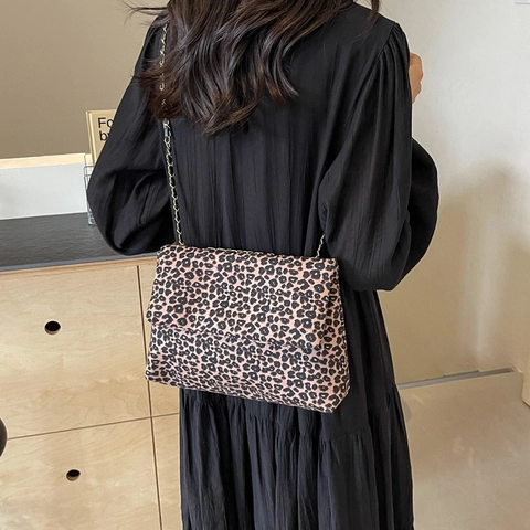 Damen Leopardenmuster Canvas Schultertasche Mode Gold Metallkette Riemen Umhängetasche Lässig Große Kapazität Flip Tote Handtasche