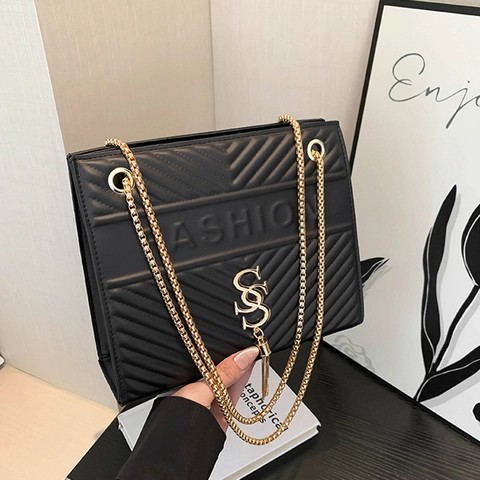 Damen Mode PU Leder Gesteppte Schultertasche Große Kapazität Goldene Kette Tassel Crossbody Quadratische Umhängetasche