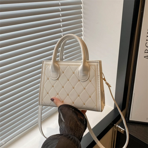Retro Quilted Heart Embroidery PU Leather Shoulder Bag For Women Fashion Crossbody Handbag With Top Handle Square Bag