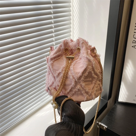 Borsa a Secchiello in Tela Trapuntata di Design con Decorazione di Perle e Bordi Sfilacciati Borsa a Tracolla Street Fashion Donna