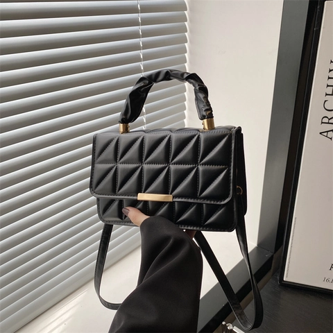 Bolso de Hombro Acolchado de Cuero PU para Mujer Asa Fruncida Bolso Cruzado Cuadrado Pequeño Minimalista Herrajes Dorados