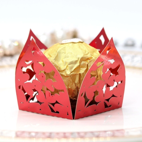 Lasergeschnitten Verspiegelt Hohl Klee Schokolade Süßigkeitenbox Für Hochzeit Party Tischdeko Herz Blume Cupcake Hülle