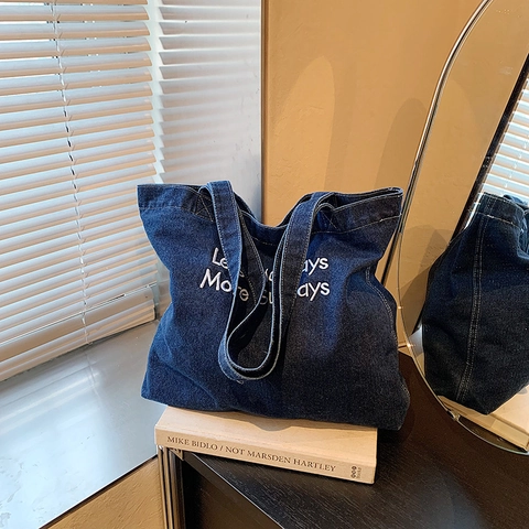 Sac Cabas Rétro en Denim et Polyester Brodé pour Femme Grande Capacité Sac à Bandoulière Motif Lettres pour École