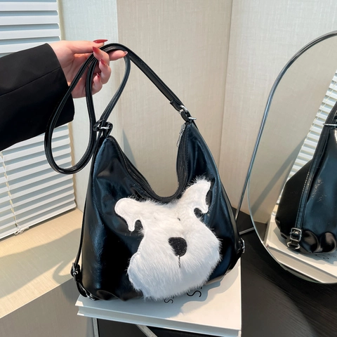 Sac Fourre-tout en Cuir PU pour Femmes Avec Écusson de Chien en Peluche Sac à Bandoulière Grande Capacité Style Coréen Minimaliste