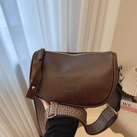 Vintage PU Leather Pillow Shoulder Bag For Women With Ethnic Geometric Wide Strap Fashion Casual Daily Crossbody Purse