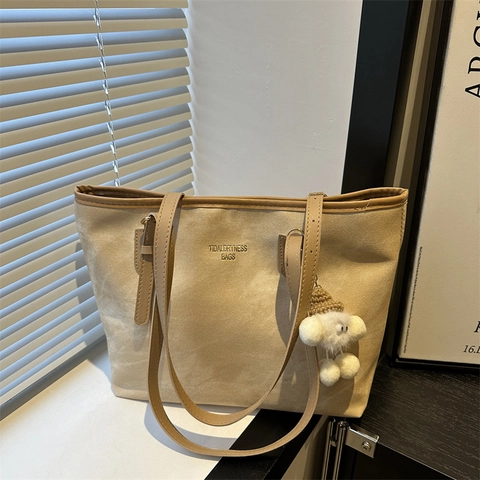 Vintage PU Leather Large Capacity Tote Bag For Women Minimalist Commuter Shoulder Bag With Cute Plush Charm Fashion Handbag