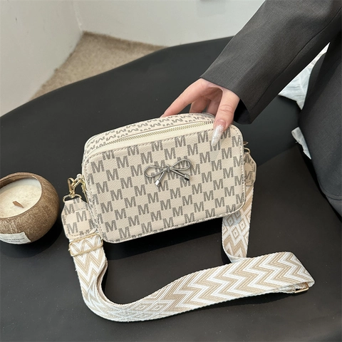 Women's Vintage M Letter Monogram Crossbody Camera Bag With Bow Metal Buckle Wide Geometric Shoulder Strap Square Purse