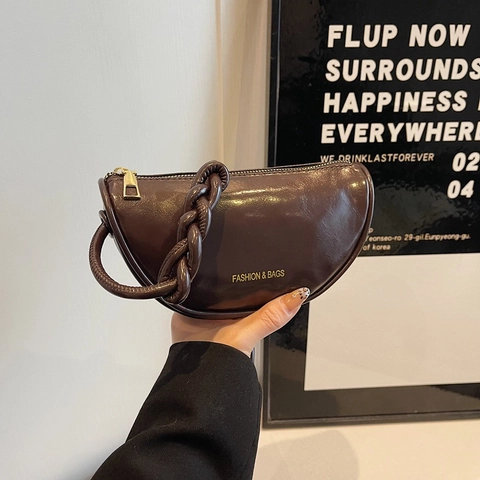 Sac Bandoulière Demi-Lune en Cuir PU Vintage Pour Femmes Poignée Tressée Mode Lettres Petit Sac Épaule