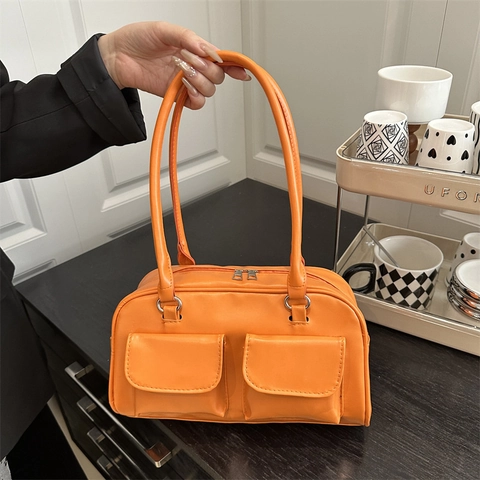 Bolso de Hombro de Cuero PU para Mujer Moda Retro Color Sólido Con Bolsillos Delanteros Dobles Bolso de Axila Versátil Diario