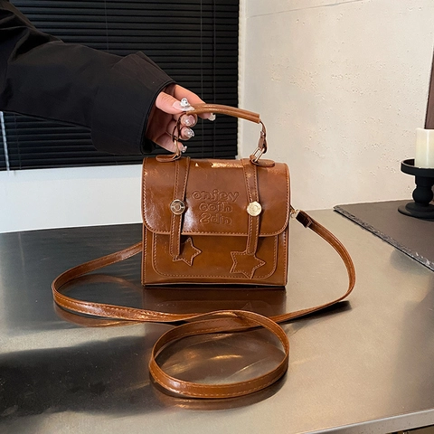 Dames Vintage PU Leer Crossbodytas Kleine Vierkante Tas Met Sterpatch Letterreliëf Retro Schoudertas Voor Dagelijks Gebruik