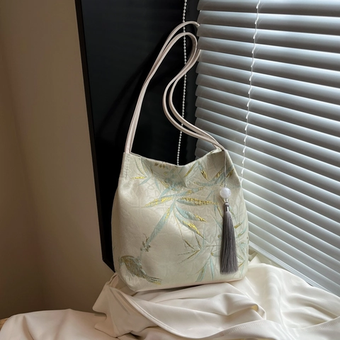 Sac Cabas en Tissu Brodé Style Chinois pour Femmes Motif Paysage Bambou Grande Capacité Sac à Épaule avec Gland