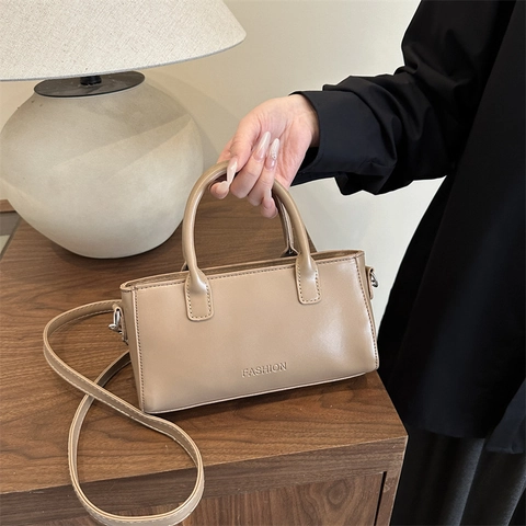 Borsa a Tracolla da Donna in Pelle PU di Moda Stile Coreano Borsa Quadrata Con Doppi Manici e Tracolla Regolabile da Pendolare