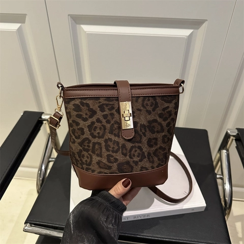 Mode Leopardenmuster Beuteltasche Für Damen Retro Kunstleder Trim Umhängetasche Trendige Frühling Schultertasche Handtasche