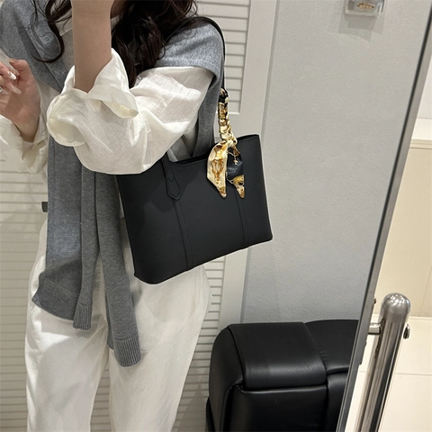 2025 Nieuwe Mode Dames PU Leer Tote Bag Met Zijden Sjaal Grote Capaciteit Stedelijk Minimalistisch Schoudertas Handtas
