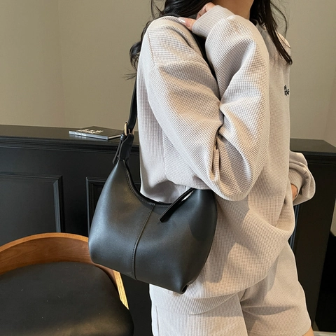 Bolso de Axila Hobo de Cuero PU Retro Minimalista para Mujer Bolso de Hombro de Media Luna Color Sólido Con Correa Ajustable Bolso Bandolera Moda Diario