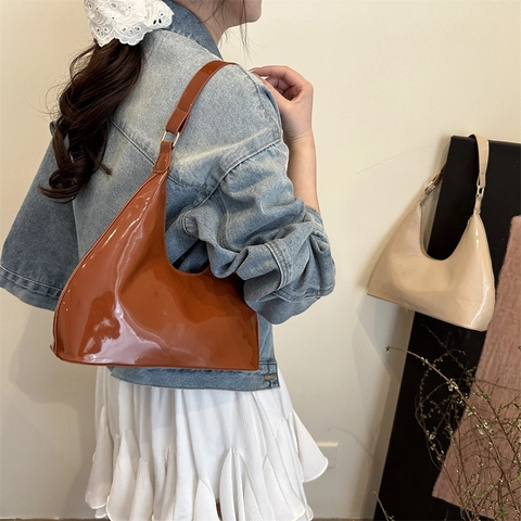 Borsa Sottobraccio in Pelle Verniciata Lucida alla Moda per Donna Borsa a Tracolla Hobo Lucida Minimalista Borsa Casual Urbana Chic