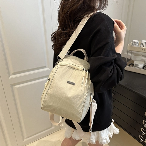 Sac à Dos Femme Nylon Léger Mini Sac à Bandoulière Polyvalent Minimaliste Mode Plissé Sac à Main Décontracté Sac à Dos Voyage