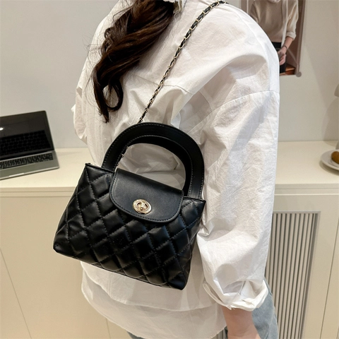Women's Quilted Diamond PU Leather Crossbody Bag Gold Chain Strap Top Handle Small Square Handbag For Elegant Fashionable Lady