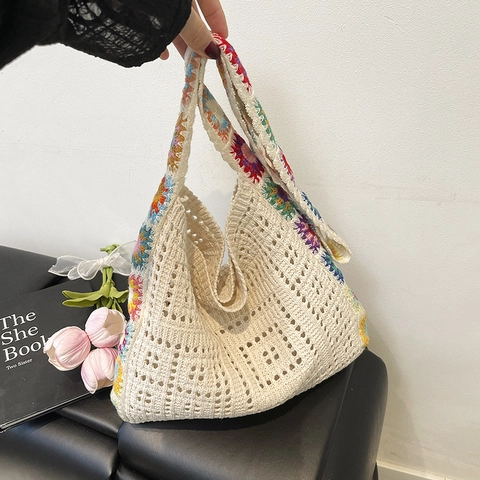 Bohemian Crochet Woven Shoulder Bag For Women Floral Patchwork Hollow Out Handmade Knit Tote Bag Summer Beach Travel Bag