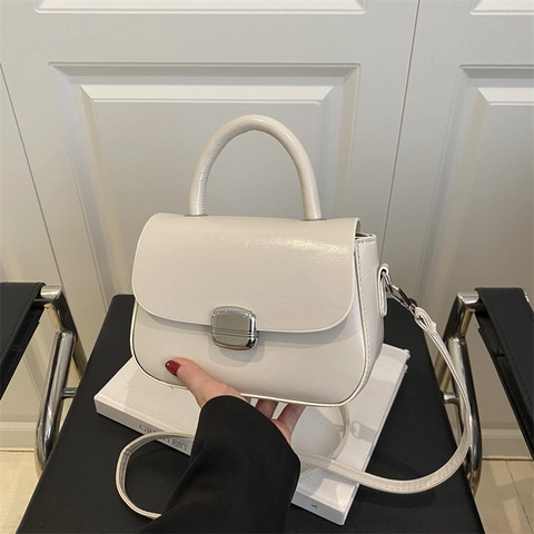 Borsa Quadrata Piccola da Donna in Pelle PU Minimalista 2025 Nuova Moda Pendolare di Lusso Borsa a Mano a Spalla a Tracolla Con Fibbia